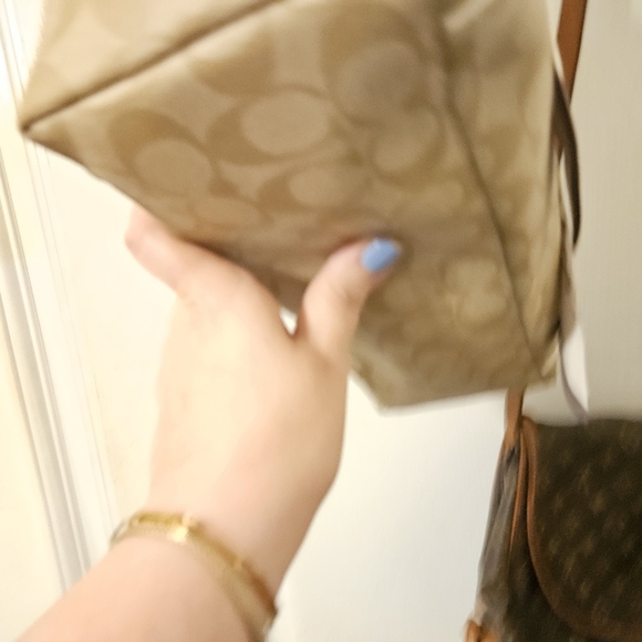 Coach Ava Chain Tote in Canvas Kahki n Chark with Gold Hardware matching pouch - Picture 8 of 12